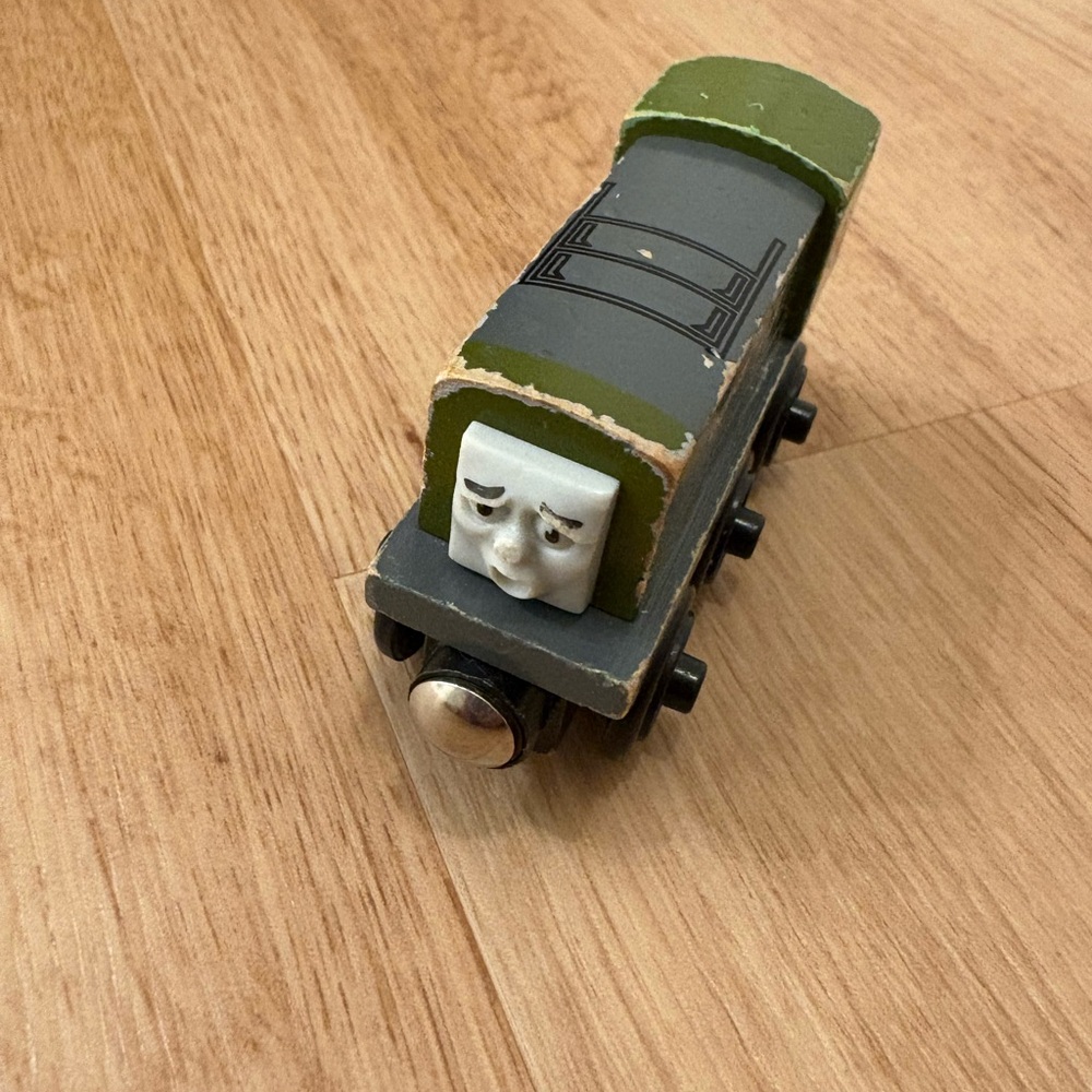 Thomas & Friends Wooden Railway  DODGE Engine